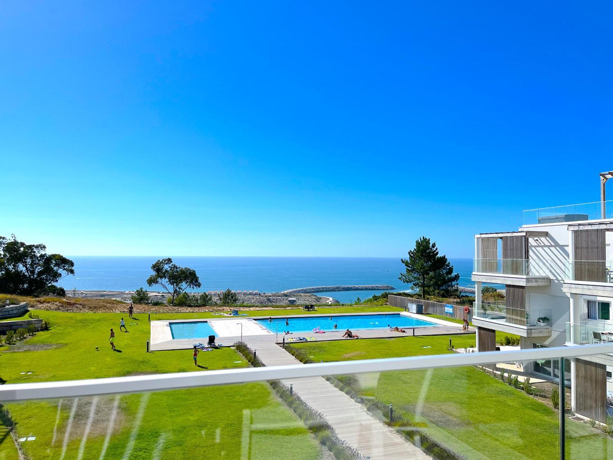 Mar A Vista - Condominium With Pool, Gym And Sea Views Nazaré Eksteriør billede